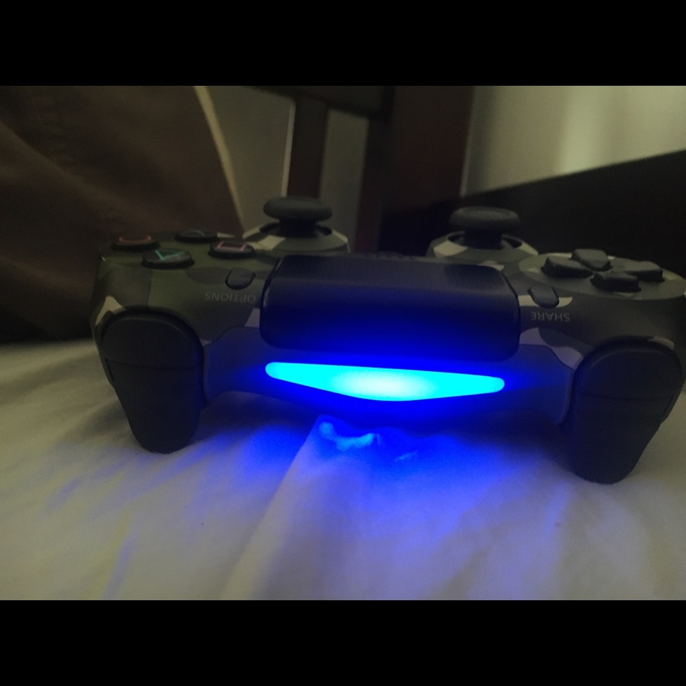 DualShock 4 wireless controller - Picture 2 of 2